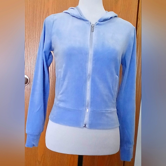 No Boundaries Velour Hoodie and Joggers size XS (1)       17-008 - Picture 2 of 9